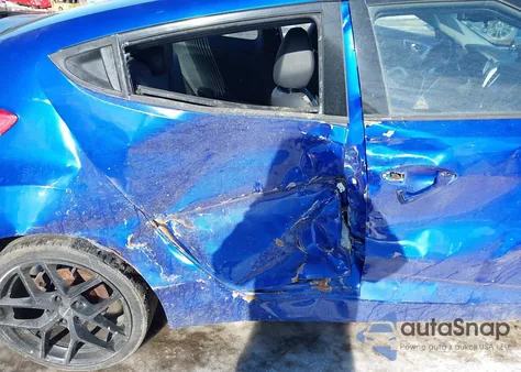 2013 Hyundai Veloster Base W/Black z USA, uszkodzony, nr VIN KMHTC6AD0DU143985